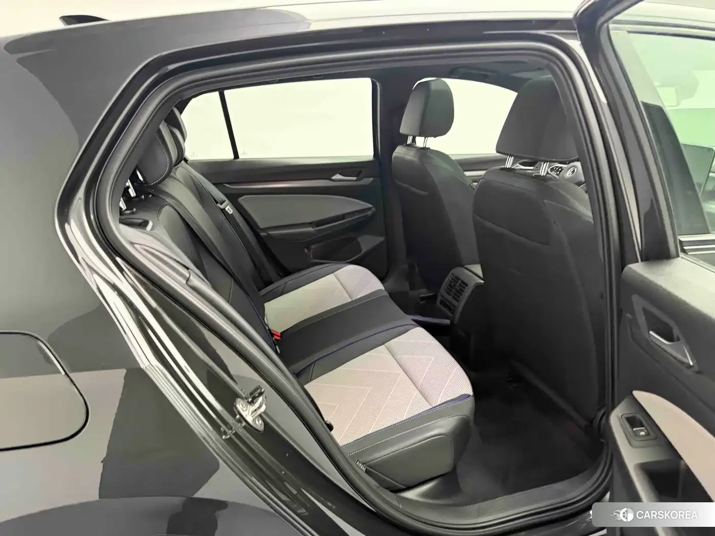 Volkswagen Golf id 4634776 из Китая 10