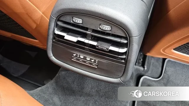 Maserati Ghibli id 3324923 из Кореи 10