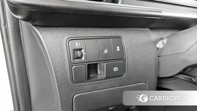 Hyundai Staria id 4879915 из Кореи 10