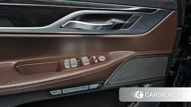 BMW 7 Series (G11) id 3474871 из Кореи 10