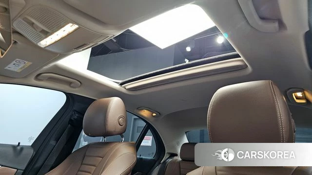 Mercedes-Benz E-Class W213 id 3911244 из Кореи 10