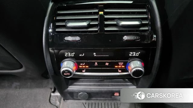 BMW 5 Series (G30) id 3811880 из Кореи 10