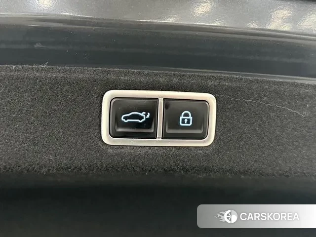 Hyundai Grandeur Hybrid (GN7) id 3426923 из Кореи 10