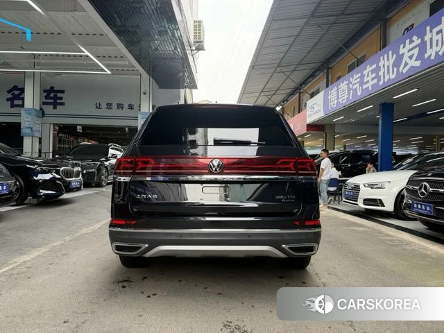 Volkswagen Tourang id 4297908 из Китая 10