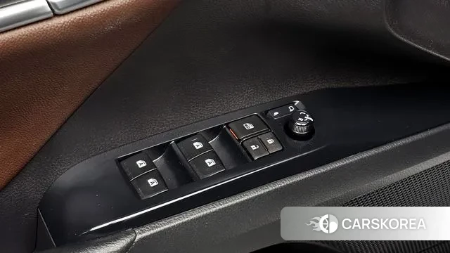 Toyota Camry (XV70) id 3686313 из Кореи 10