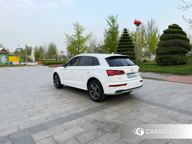 Audi Q5L id 4228470 из Китая 10