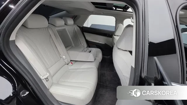 Hyundai Grandeur (GN7) id 3328060 из Кореи 10