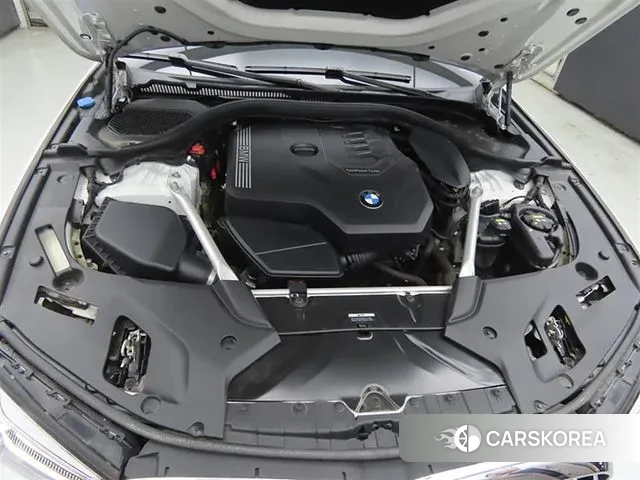 BMW 5 Series (G60) id 3477002 из Кореи 10