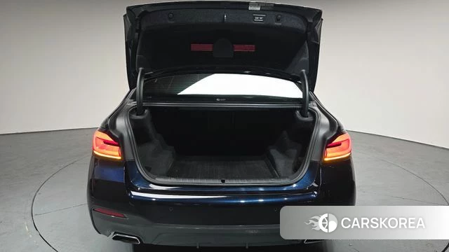 BMW 5 Series (G30) id 3893066 из Кореи 10