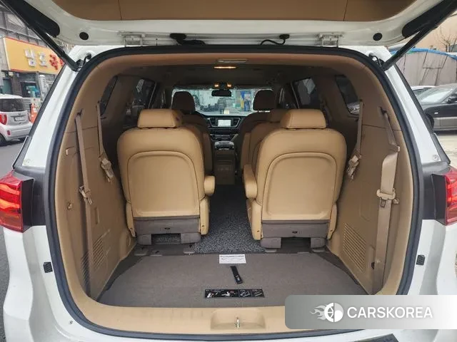 Kia The New Carnival id 3692566 из Кореи 10