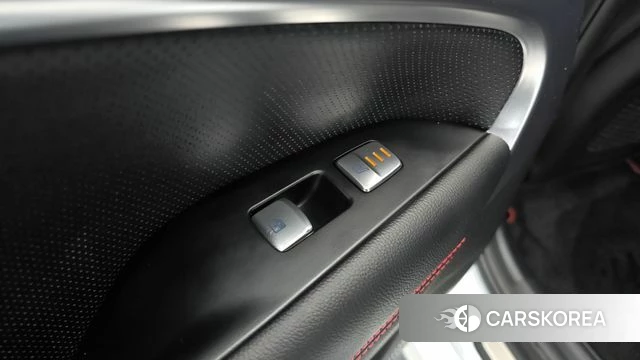 Genesis The New G70 id 4744116 из Кореи 10