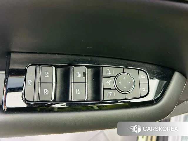 Nissan Exploring the land id 4261259 из Китая 10