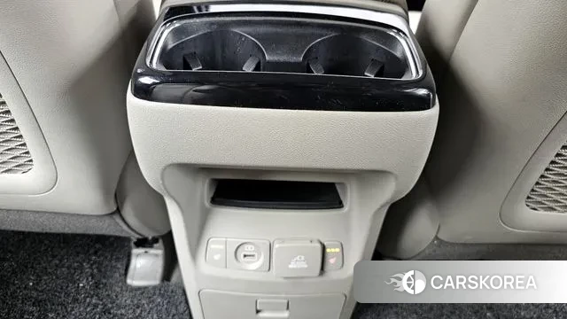 Kia All New Carnival id 3210225 из Кореи 10