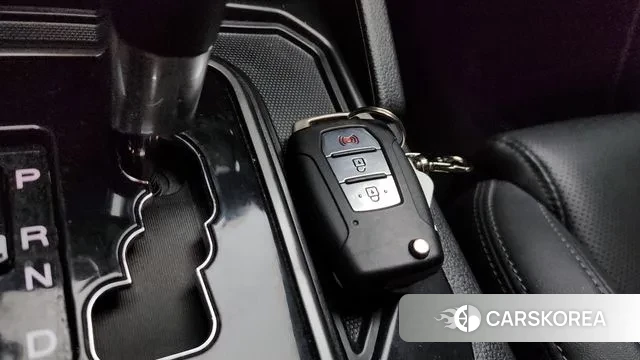 Ssangyong The New Rexton Sports Cannes id 3318065 из Кореи 10