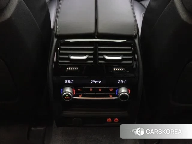 BMW 5 Series (G30) id 3777202 из Кореи 10