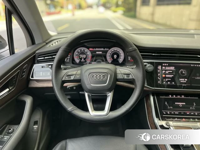 Audi Q7 id 4260250 из Китая 10