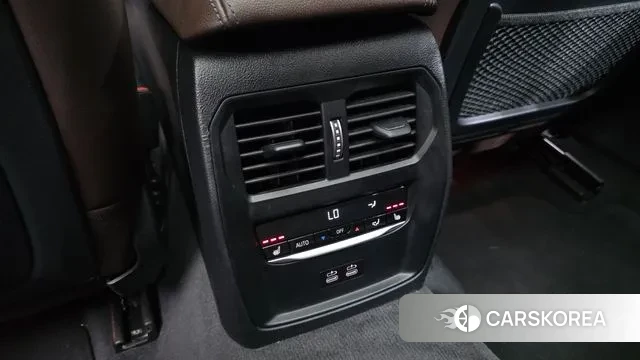 BMW 3 Series (G20) id 2989403 из Кореи 10