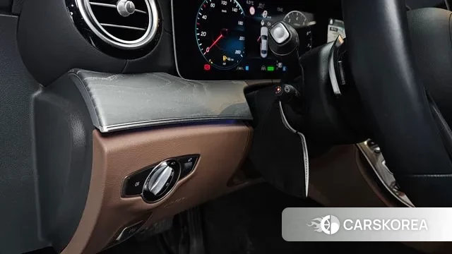 Mercedes-Benz E-Class W213 id 3478426 из Кореи 10