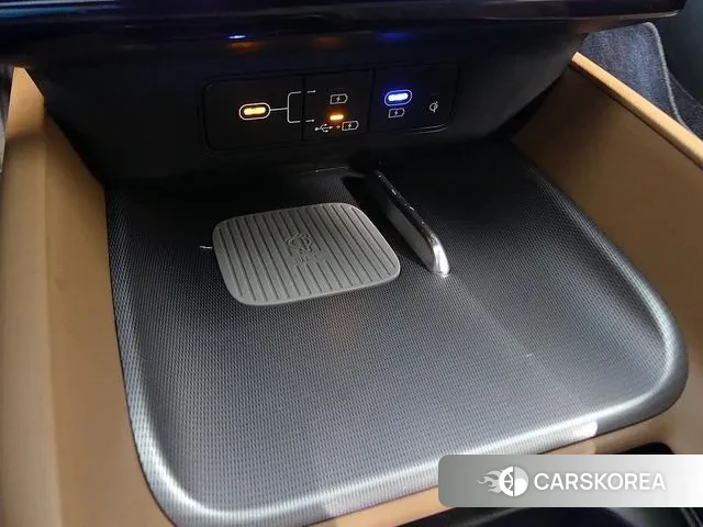 Hyundai Grandeur (GN7) id 3596754 из Кореи 10