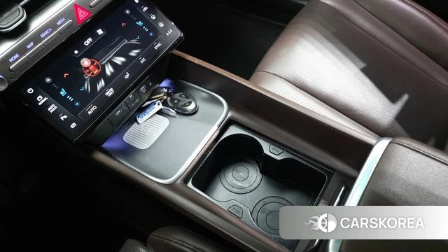 Hyundai Grandeur Hybrid (GN7) id 4395400 из Кореи 10