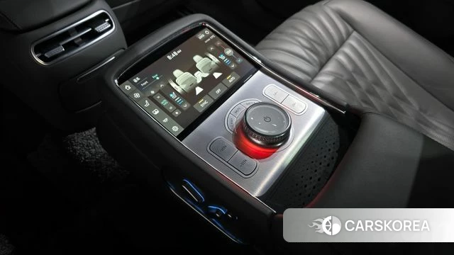 Genesis G90 (RS4) id 3892351 из Кореи 10