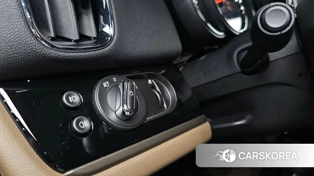 Mini Cooper D Countryman id 4574637 из Кореи 10