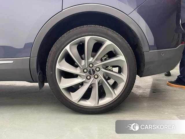 Lincoln Navigator id 4208495 из Китая 10