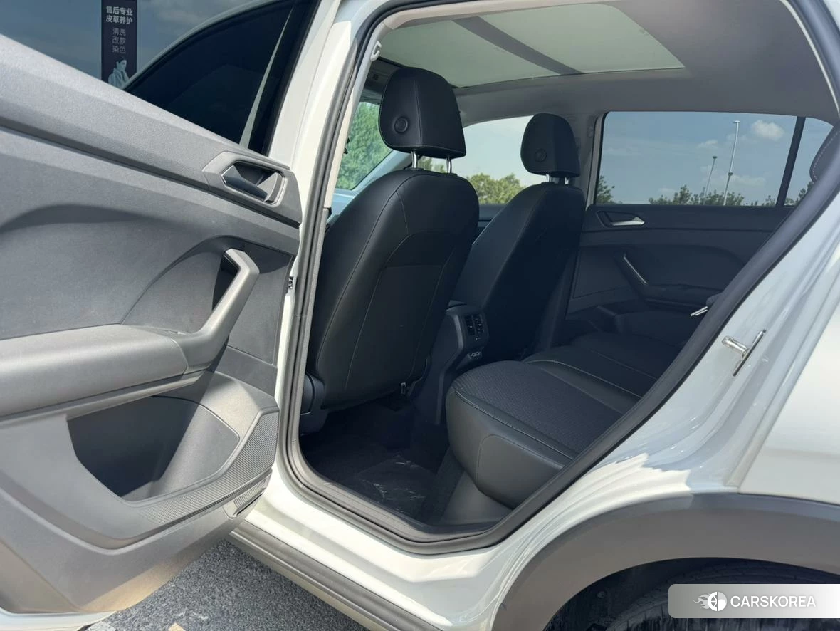 Volkswagen Exploring the shadow id 4455364 из Китая 10