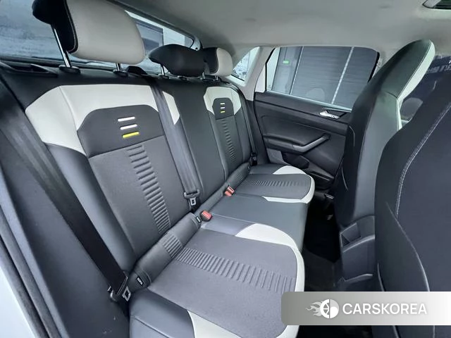 Volkswagen Polo id 4256476 из Китая 10