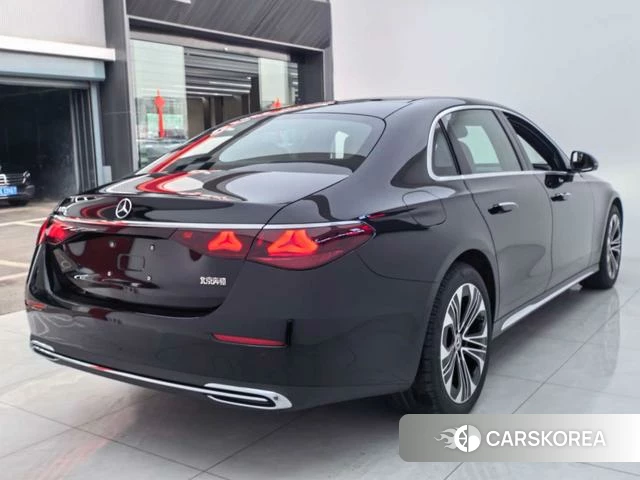 Mercedes-Benz E-class id 4277970 из Китая 10