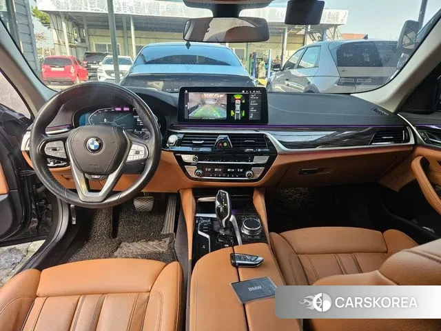 BMW 5 Series (G30) id 3338838 из Кореи 10