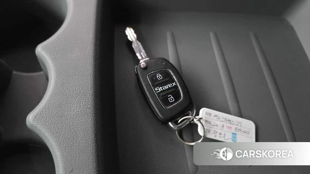 Hyundai The New Grand Starex id 4372131 из Кореи 10