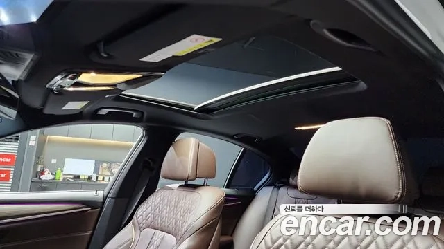 BMW 5 Series (G30) id 2922165 из Кореи 10