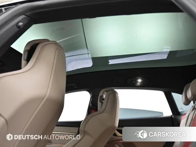 Porsche Taycan id 3523289 из Кореи 10