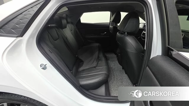 Hyundai The New Avante (CN7) id 4223152 из Кореи 10