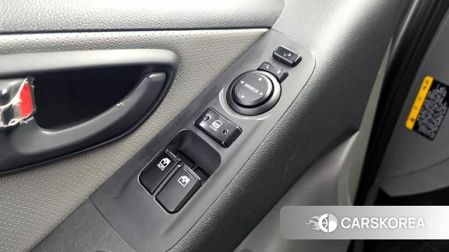 Hyundai The New Grand Starex id 3844277 из Кореи 10