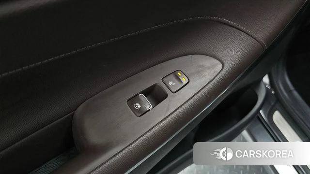 Hyundai The New Grandeur IG Hybrid id 4604701 из Кореи 10