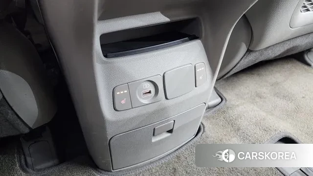 Kia The New Carnival id 3692500 из Кореи 10