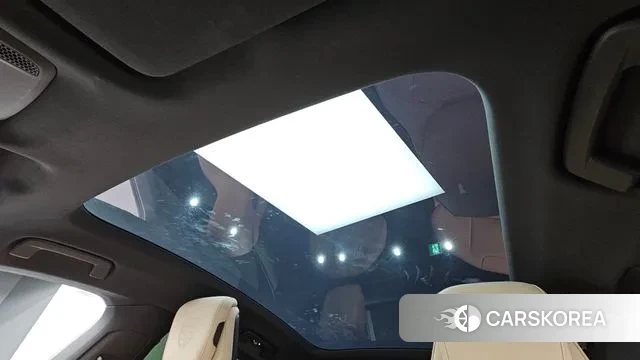 Porsche Taycan id 3438586 из Кореи 10