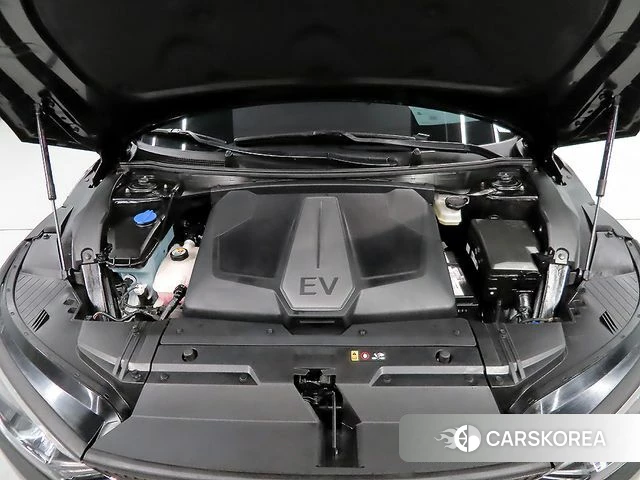 Kia EV6 id 3806666 из Кореи 10