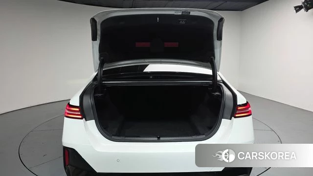 BMW 5 Series (G60) id 4749231 из Кореи 10