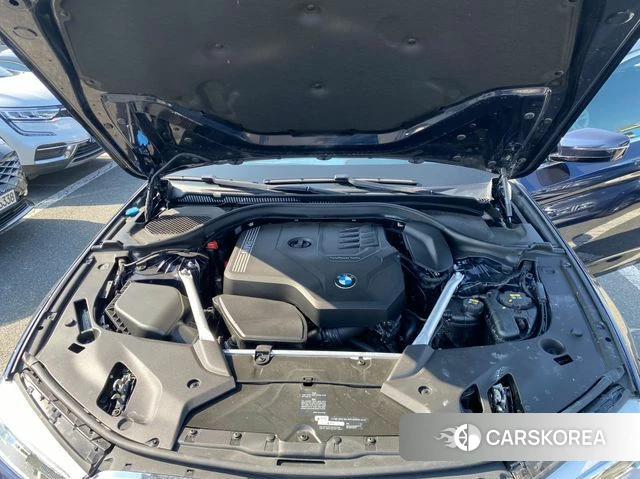 BMW 5 Series (G30) id 3828278 из Кореи 10