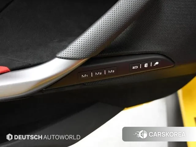 Ferrari 296 GTB id 3087863 из Кореи 10