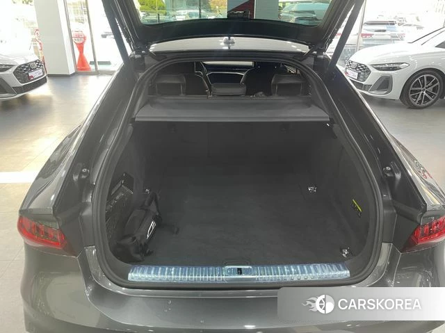 Audi A7 (4K) id 3837849 из Кореи 10