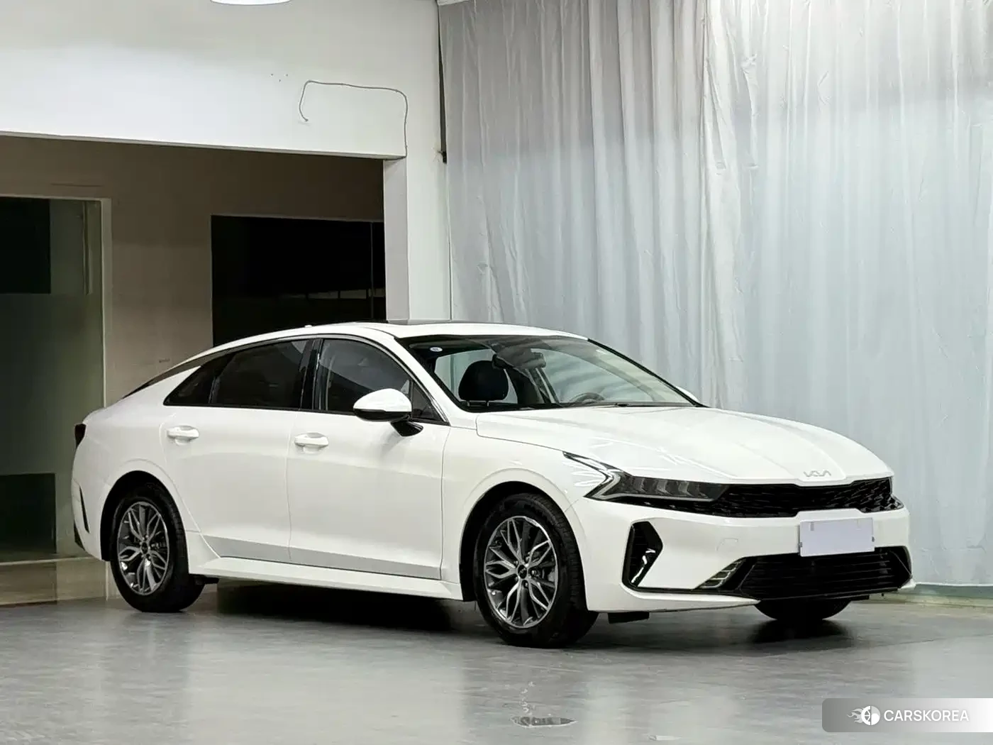 Kia K5 id 4578324 из Китая 10