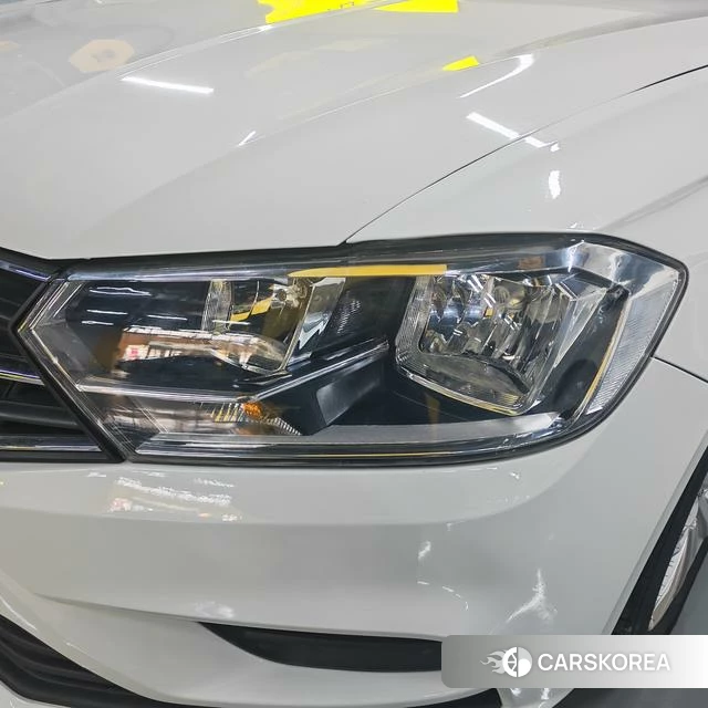 Volkswagen Bora id 4212182 из Китая 10
