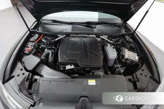 Audi A6L id 4321229 из Китая 10