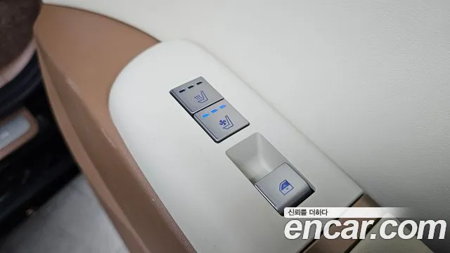 Hyundai Grandeur (GN7) id 2690173 из Кореи 10