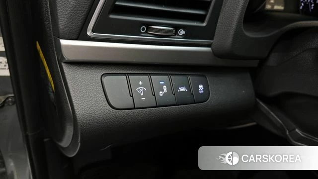 Hyundai Avante AD id 3900083 из Кореи 10