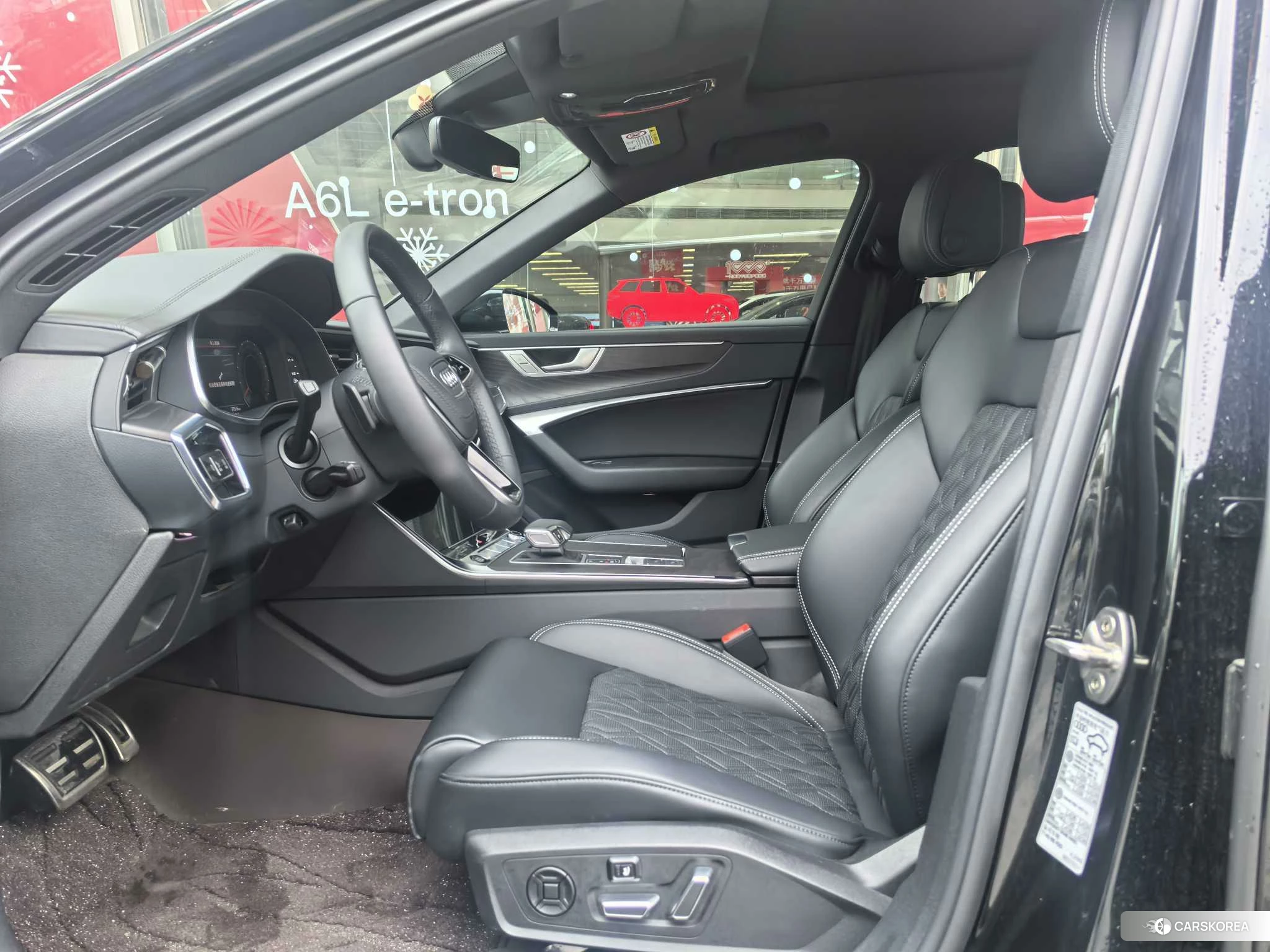 Audi A6L id 4498502 из Китая 10